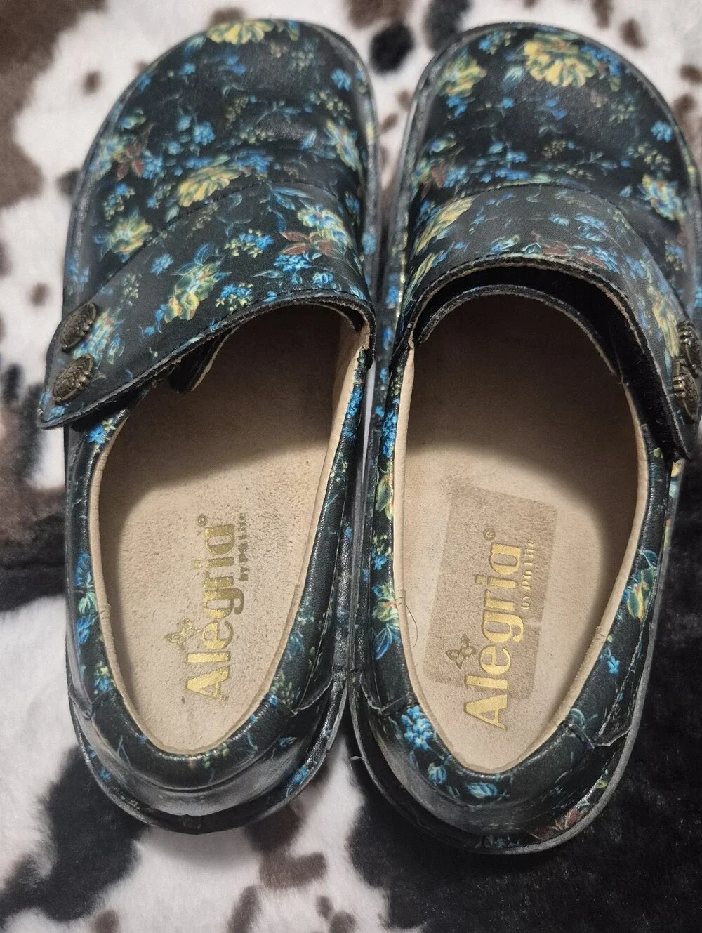 Alegria Black Floral Slip-On Loafers with Yellow & Blue Accents Shoes..Size:38
